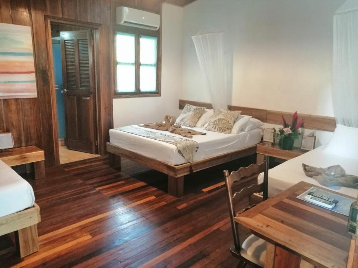 Escape Caribeno Hotel Puerto Viejo de Talamanca Eksteriør billede